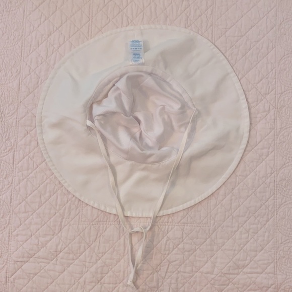 i play. Brim Sun Protection Hat - Picture 7 of 12